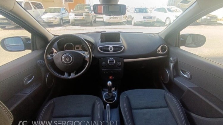 Renault Clio 1.2 16V 75 CV Dynamique S GPS