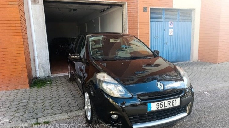 Renault Clio 1.2 16V 75 CV Dynamique S GPS