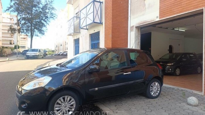 Renault Clio 1.2 TCe 100 CV GT 3 Portas | Nacional