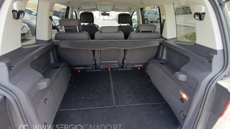 Volkswagen Touran 1.6 TDI 115 CV 7 Lugares