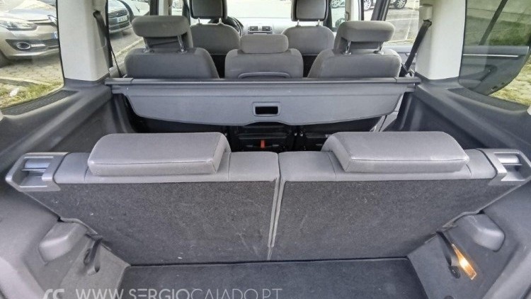 Volkswagen Touran 1.6 TDI 115 CV 7 Lugares