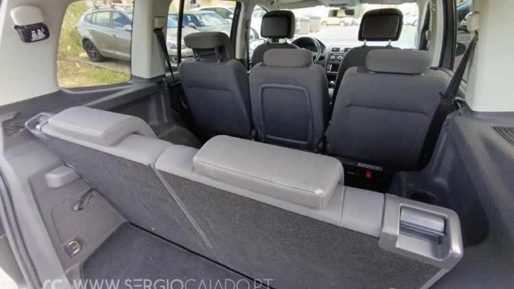Volkswagen Touran 1.6 TDI 115 CV 7 Lugares