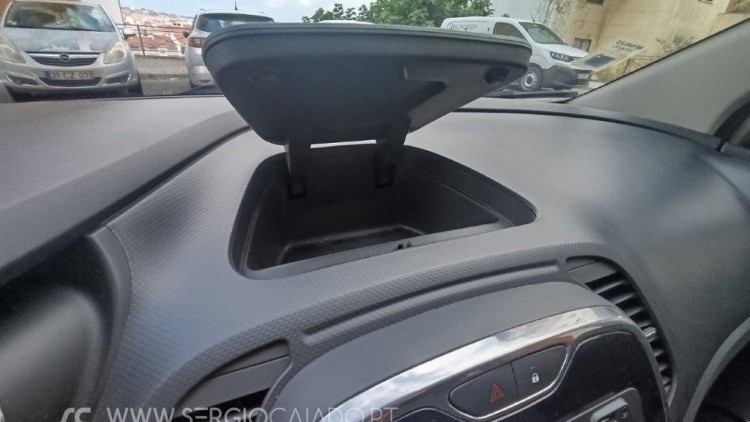 Renault Captur 0.9 TCe 90 CV Exclusive 1 Dono Nacional