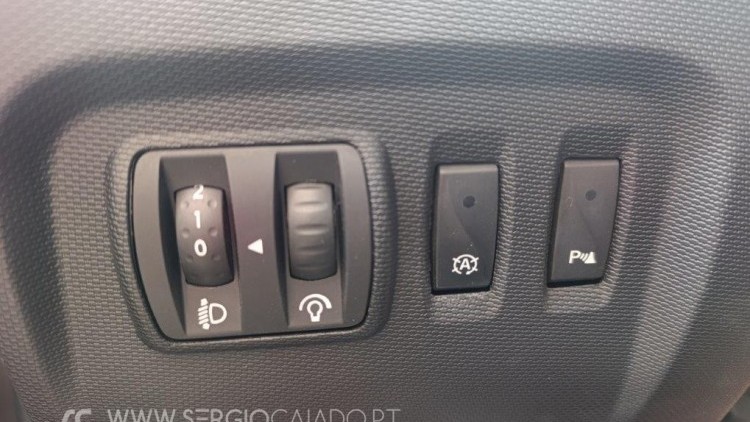 Renault Captur 0.9 TCe 90 CV Exclusive 1 Dono Nacional