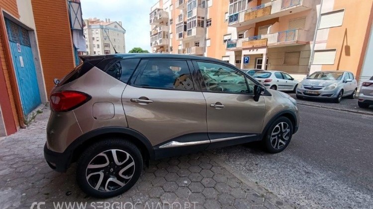 Renault Captur 0.9 TCe 90 CV Exclusive 1 Dono Nacional