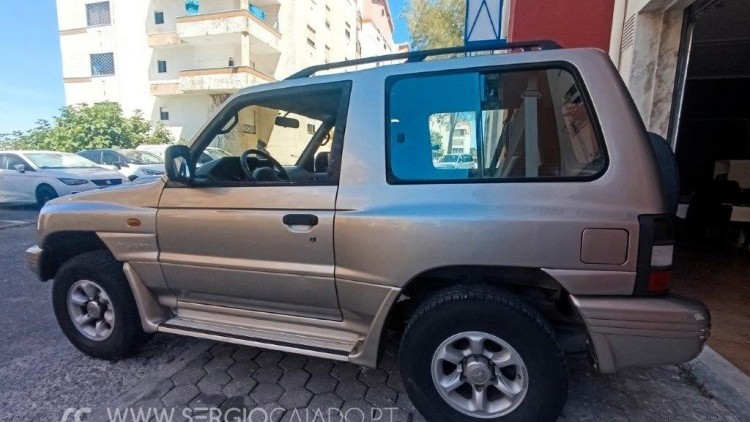 Mitsubishi Pajero 2.8 TDI 125 CV | Abas Largas | Nacional