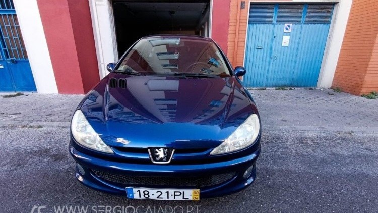 Peugeot 206 XS 2.0 HDi 90 CV 3 Portas 5 Lugares