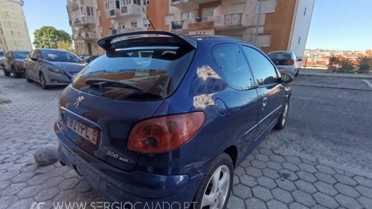 Peugeot 206 XS 2.0 HDi 90 CV 3 Portas 5 Lugares