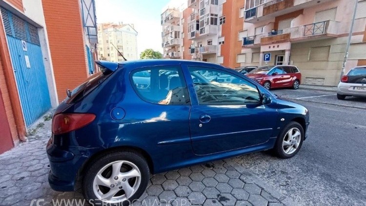 Peugeot 206 XS 2.0 HDi 90 CV 3 Portas 5 Lugares